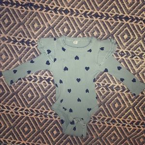 Baby girl clothes size 0-12 months